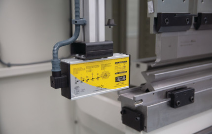 Ohraňovací lis GBP Basic 25100 S