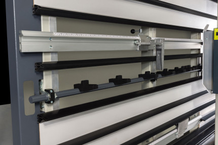 Vertikálna panelová píla VPS 22-41 VR