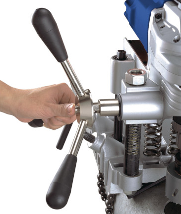 Vŕtačka pre vŕtanie rúrok RB 127