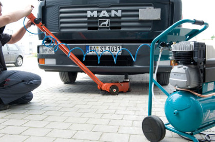 Pojazdný autozdvihák WWH 40000 PH
