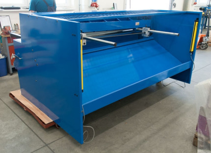 Elektrické tabuľové nožnice na plech MTBS 1250-30 E