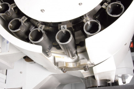 Univerzálna CNC frézka F210 TC-CNC