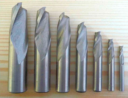 Frézy stopkové dvojbřité Ø 4, 6, 8, 10, 12, 14, 16 mm - sada