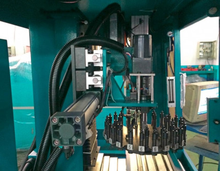 Univerzálna CNC frézka iKX 3 S (Siemens)